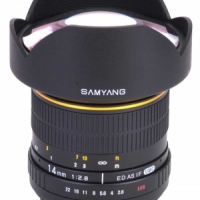 Объектив Samyang 14mm f/2.8 Canon