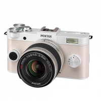 Фотокамера Pentax Q-S1 белый + зум-объектив 5-15mm