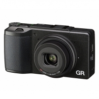 Компактная камера Ricoh GR II