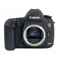 Фотокамера Canon EOS 5D Mark III Body