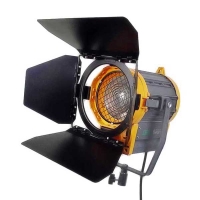 Галогенный осветитель GreenBean Fresnel 1000